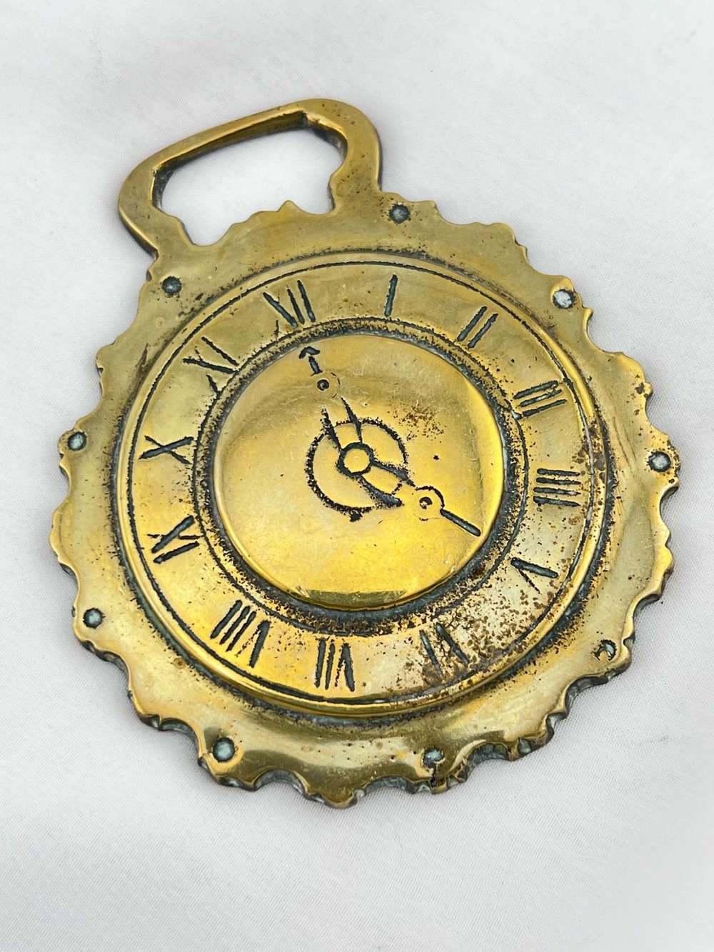Brass Horse Medallion Antique English Clock Watch Timepiece Show Parade Harness